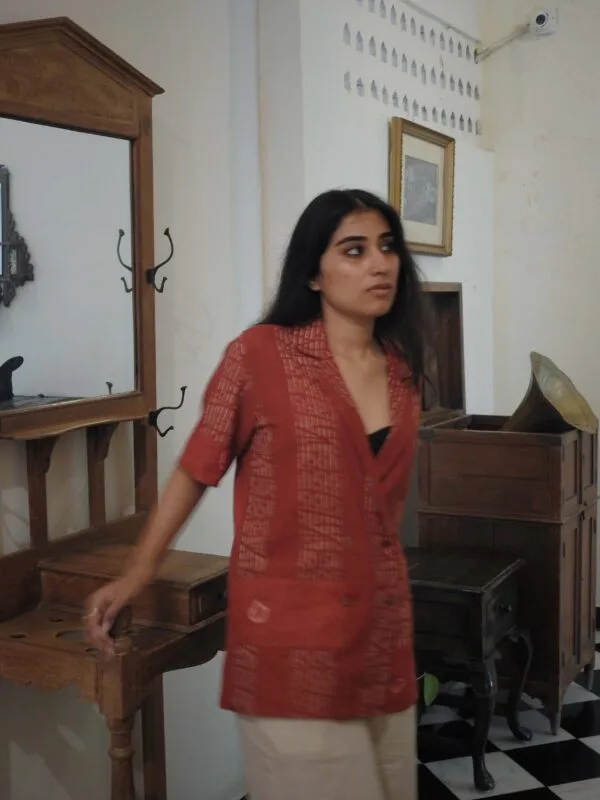 Laal Achkan (Women)