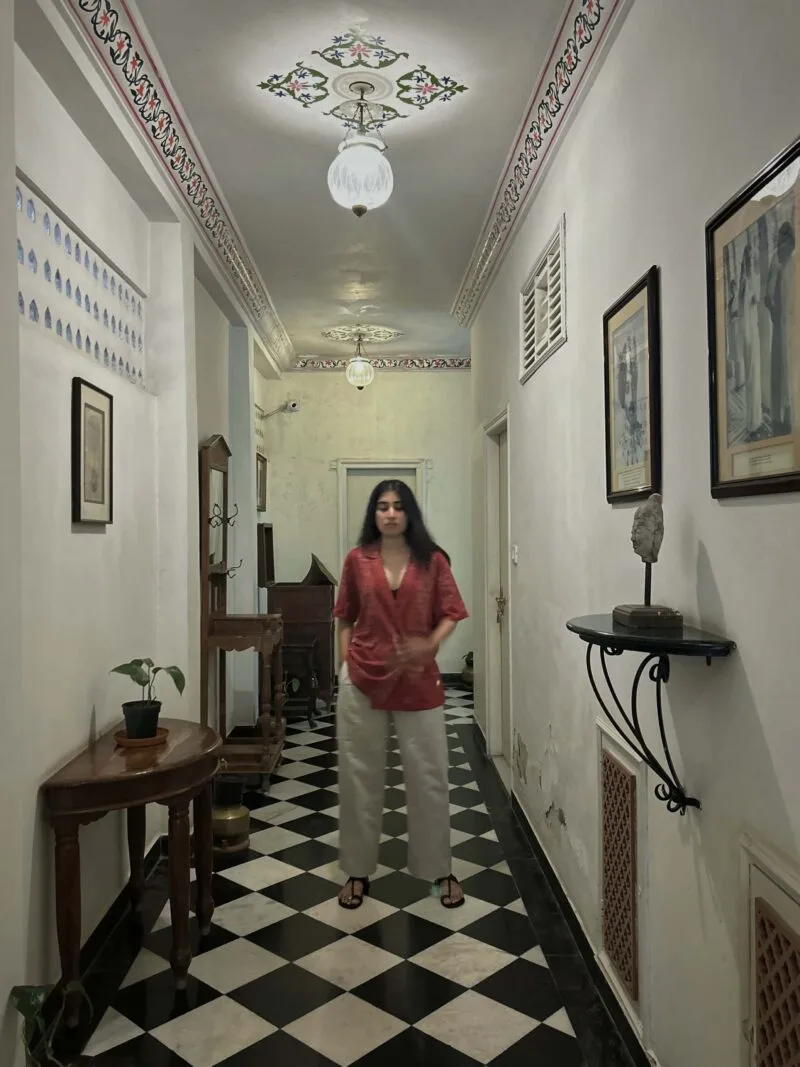 Laal Achkan (Women) - Image 3